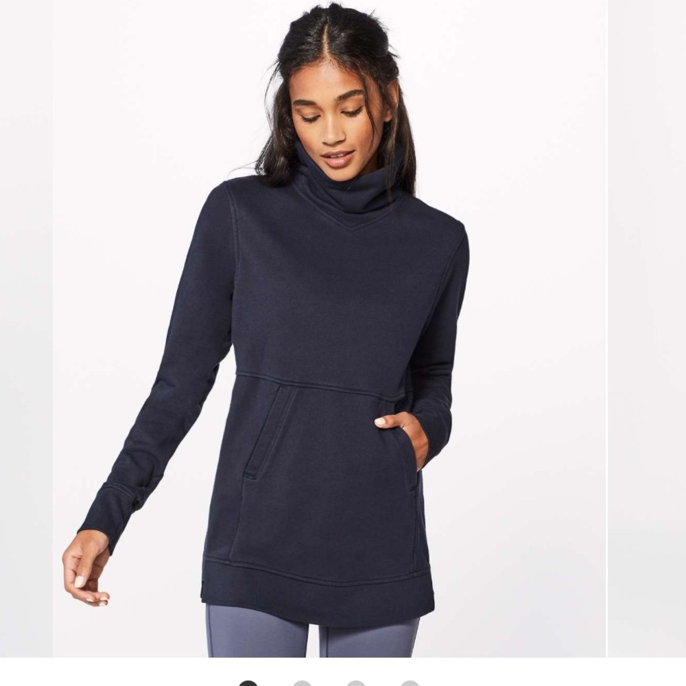 Lululemon press pause pullover navy